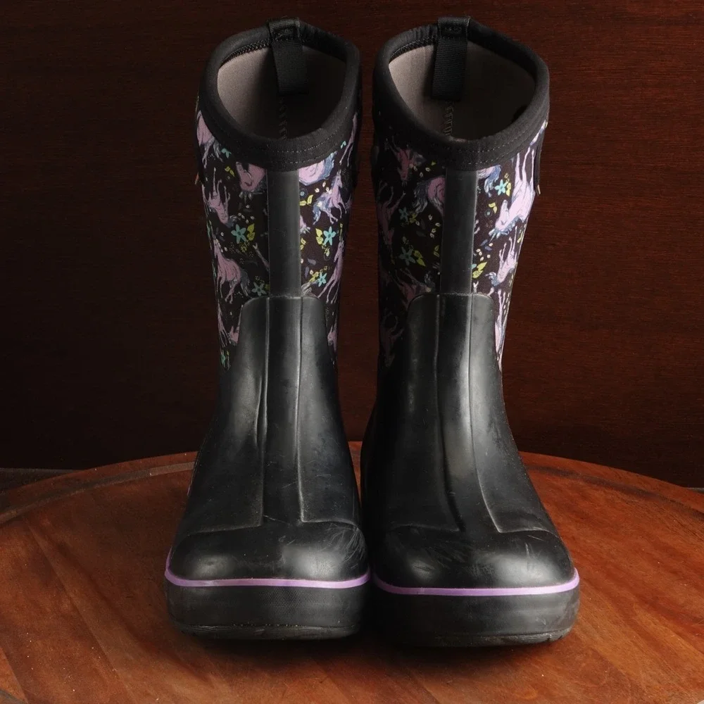 Bogs Boots Youth Size 5 Black Classic II Unicorn Waterproof Chore Garden Outdoor